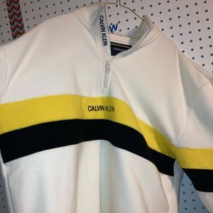 Calvin Klein men’s neck sweater